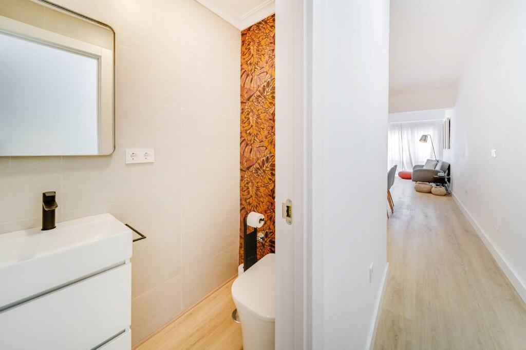 Esplendido Apartamento En El Centro Málaga Esterno foto