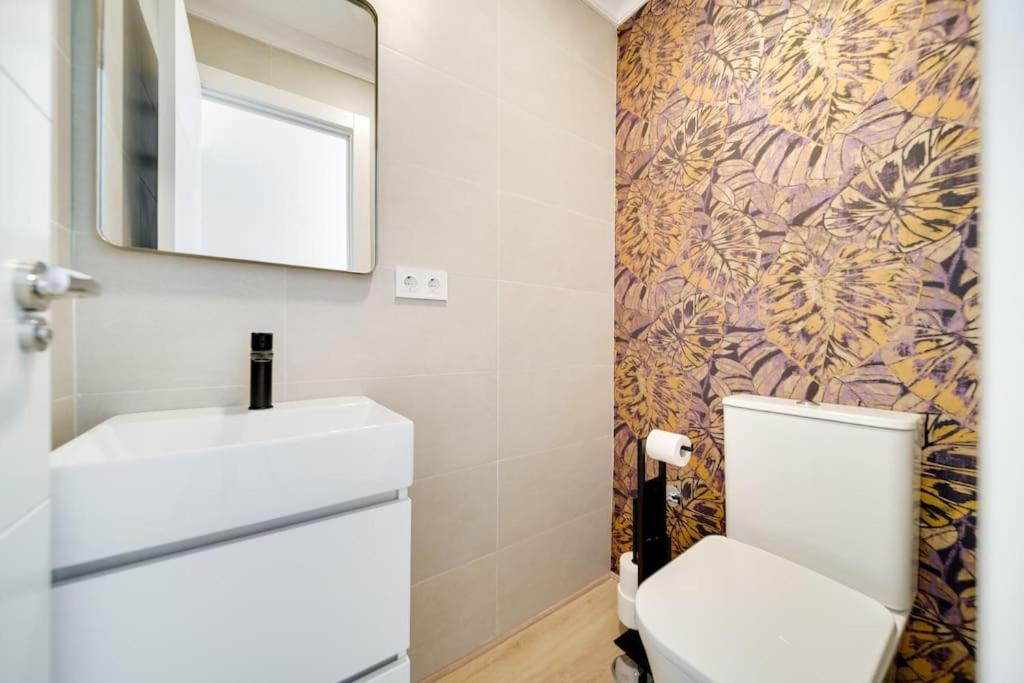 Esplendido Apartamento En El Centro Málaga Esterno foto